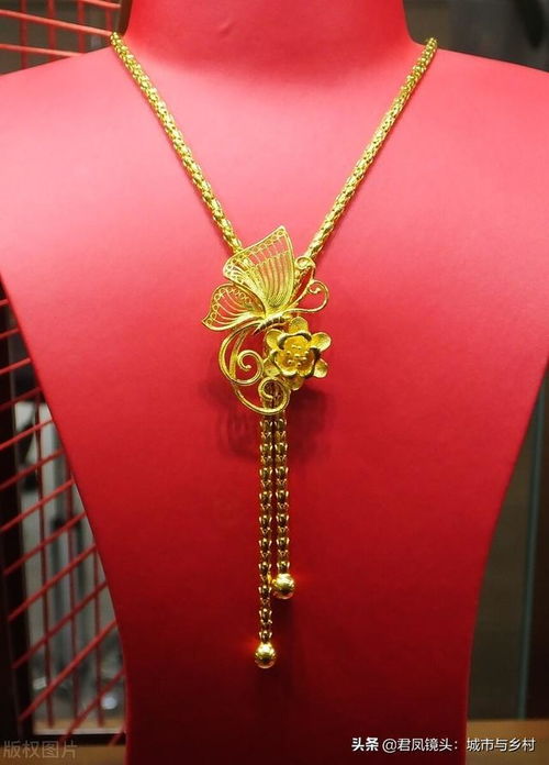 湖北宜昌珠寶首飾店 黃金飾品琳瑯滿目，龍鳳呈祥與美發飾品銷售新趨勢